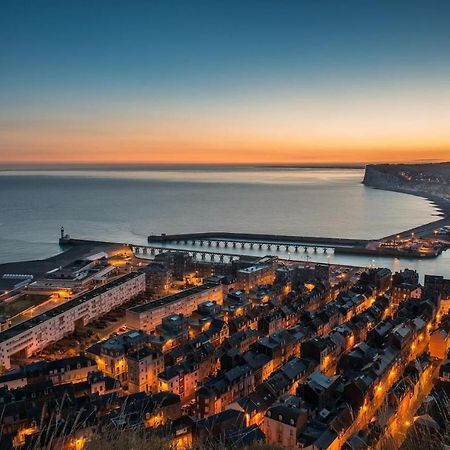 La Verriere. Les Locations Isahora C'Est Aussi Plusieurs Appart' De Standing A 2 Pas Du Chateau D'Eu, Des Falaises Du Treport, De Mers Les Bains Et Aux Portes De La Baie De Somme Eus  Eksteriør bilde